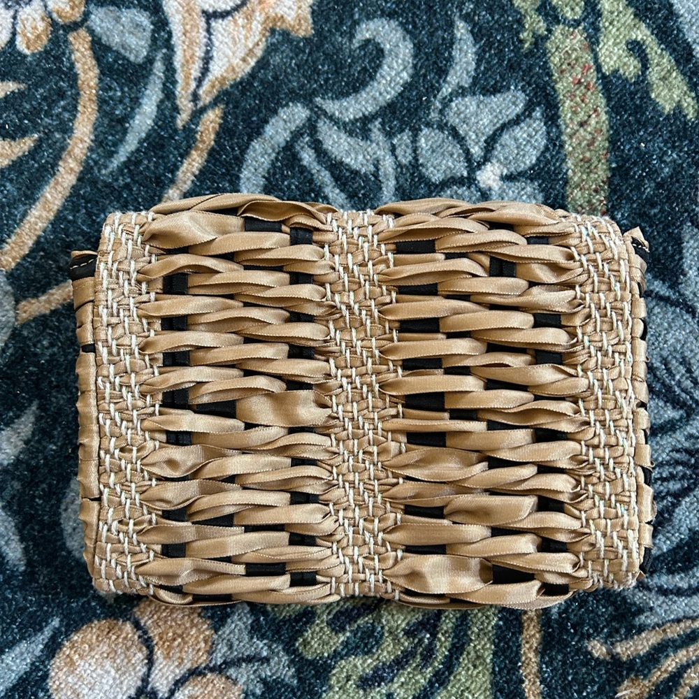 Maria La Rosa Black and Tan Woven Metallic clutch - Picture 2 of 3